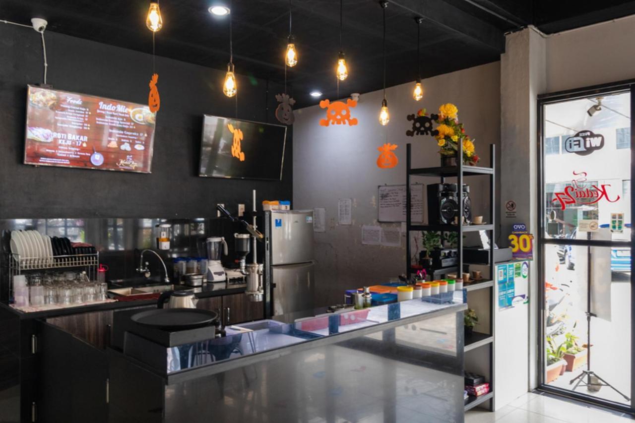 Reddoorz Hostel @ Capsule Inn Medan Zewnętrze zdjęcie