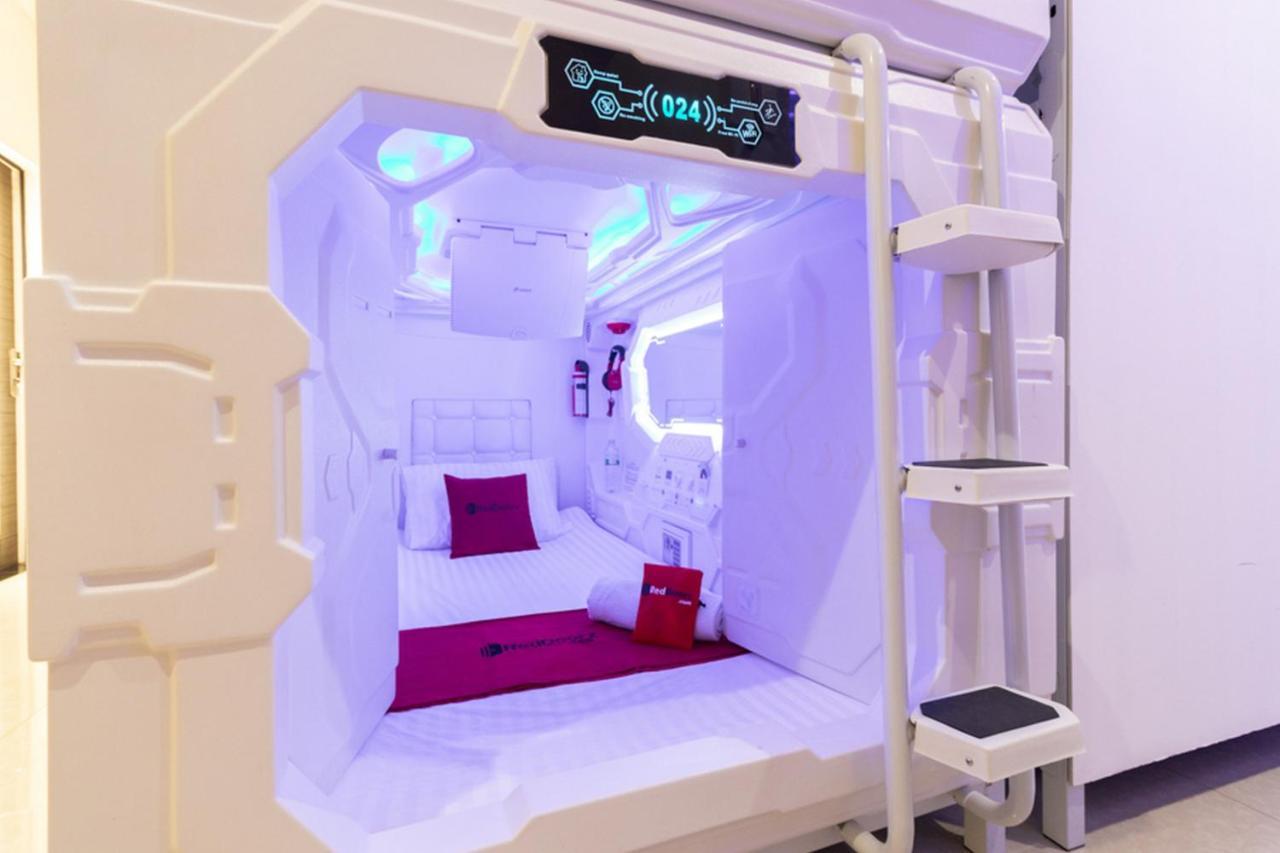 Reddoorz Hostel @ Capsule Inn Medan Zewnętrze zdjęcie