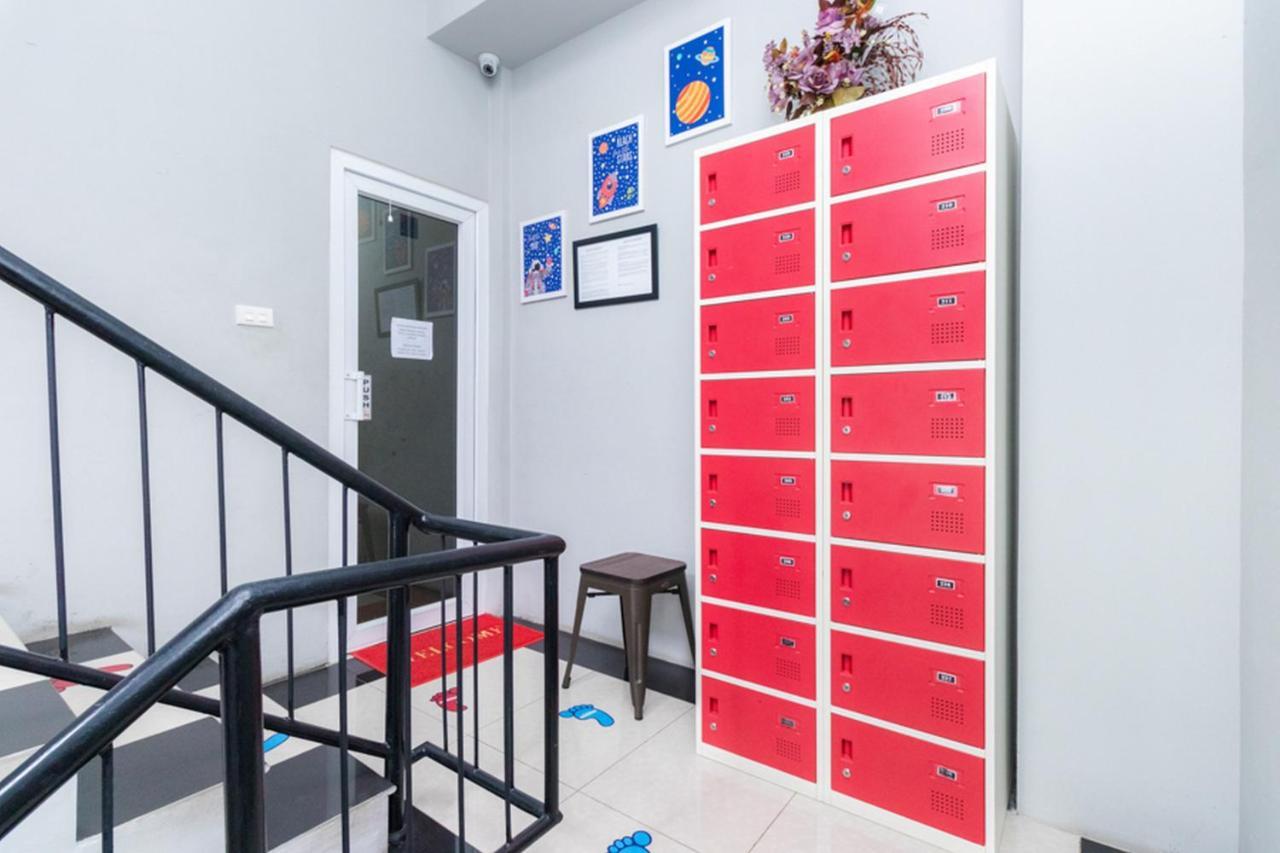 Reddoorz Hostel @ Capsule Inn Medan Zewnętrze zdjęcie